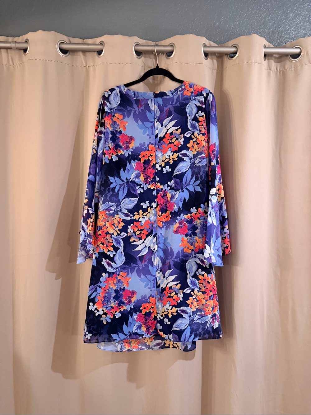 Roz & Ali Floral Navy Blue & Coral Dress - Picture 3 of 8